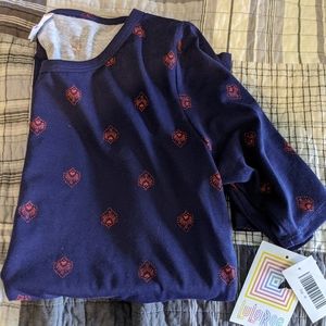 LuLaRoe Gigi Medium Top